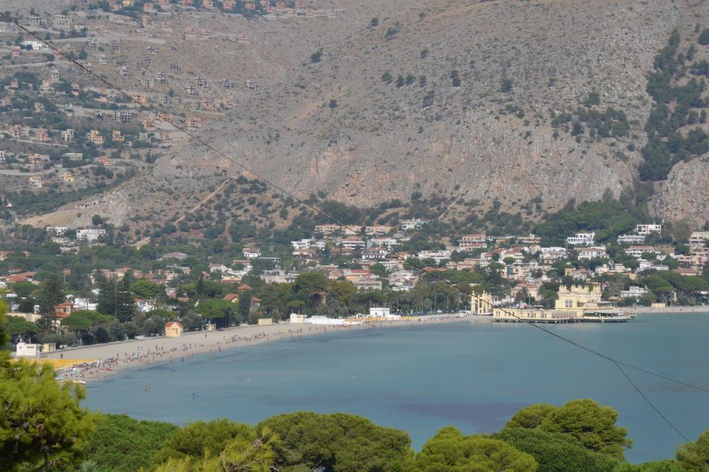 Mondello Holidays Ruang foto