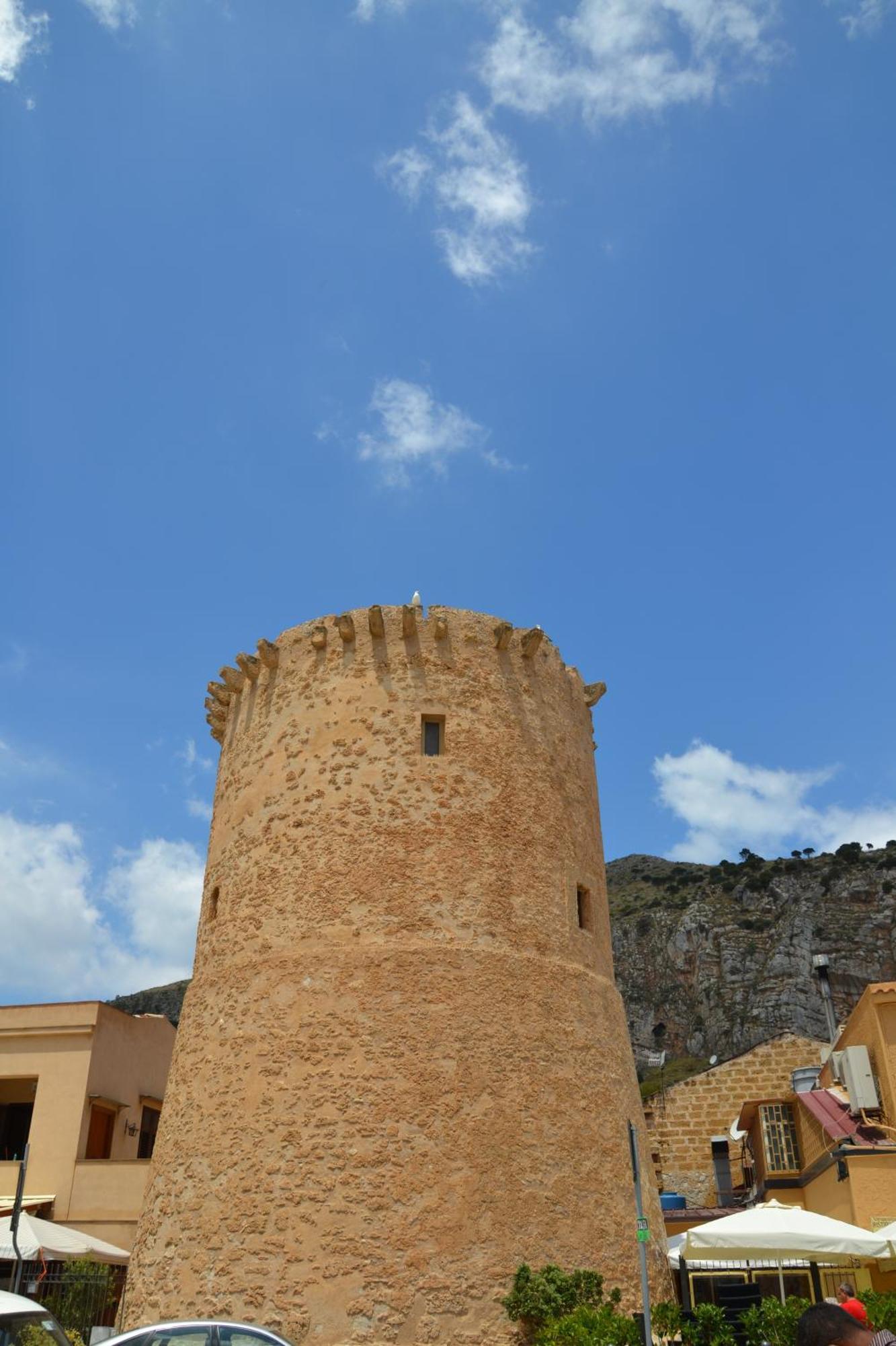 Mondello Holidays Bagian luar foto