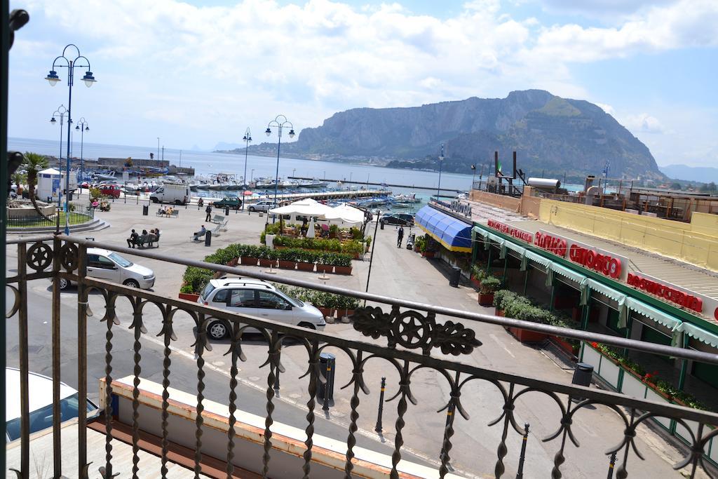 Mondello Holidays Ruang foto